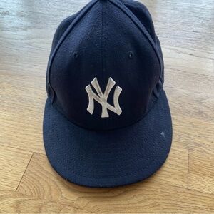 New era yankees baseball hat size 7 1/8